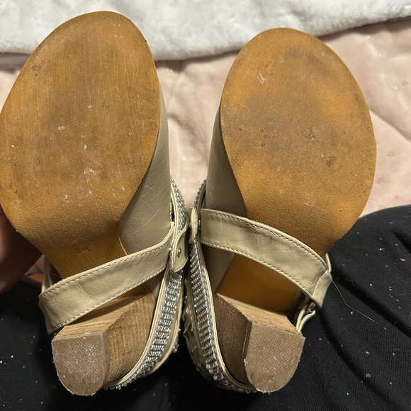 Shoe dept. Dolce by Mojo Moxy Cream faux leather bling strap heeled boots size 8 - Picture 7 of 9